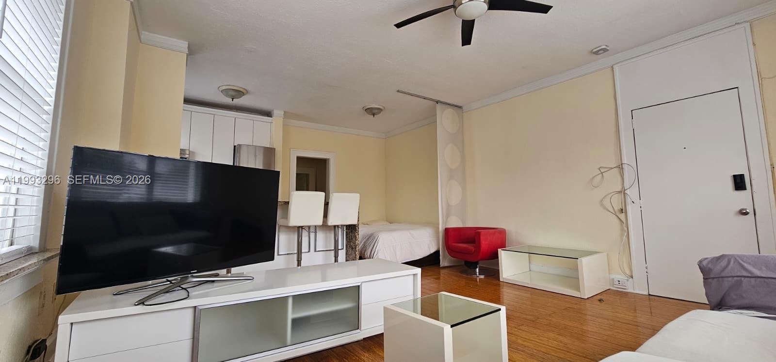 MONTERREY CONDO - Residential