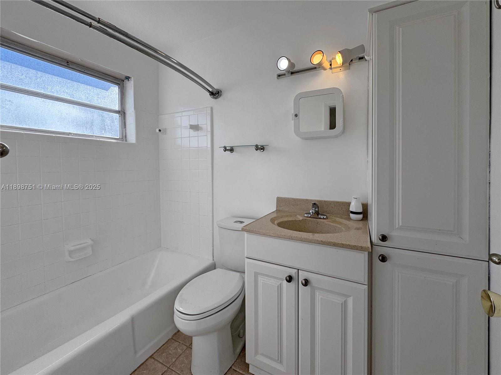 CORONET HAVEN CONDOMINIUM - Residential Lease