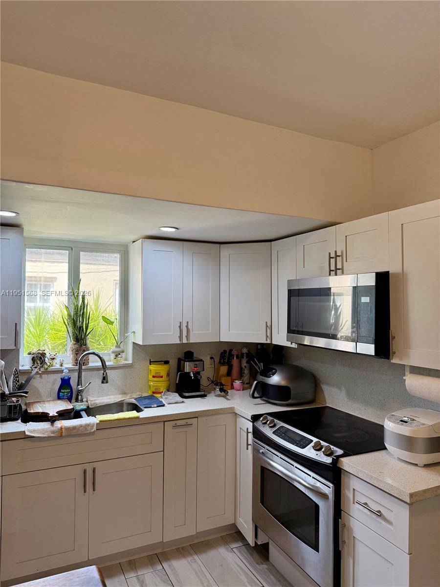 CRESTWOOD - Residential