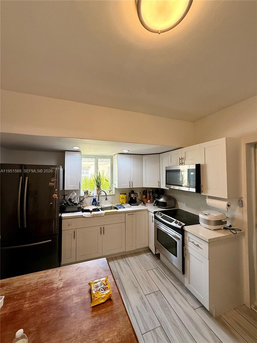 CRESTWOOD - Residential