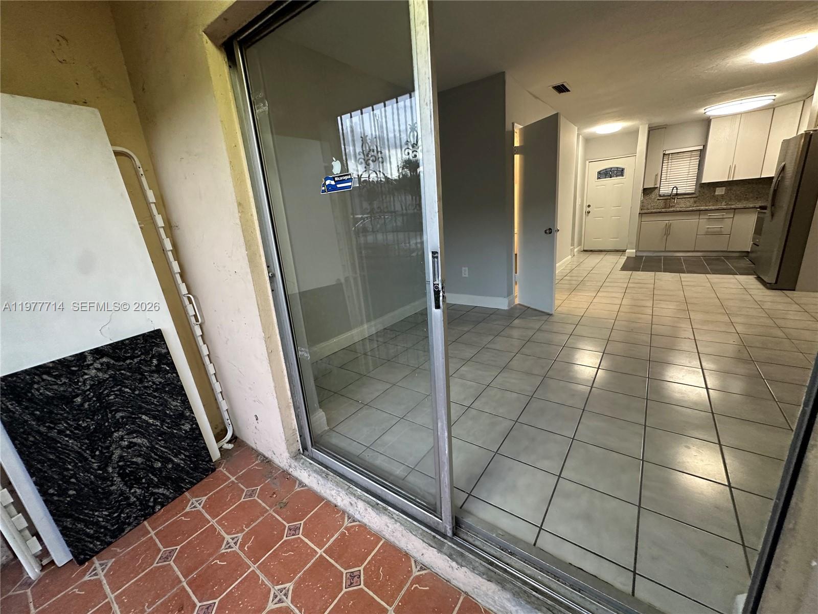 VILLAS TOWNHOUSES OF SWEE - Residential Lease