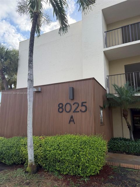 Photo of 8025 SW 107th Ave #213, Miami, FL 33173 (MLS # A11990333)