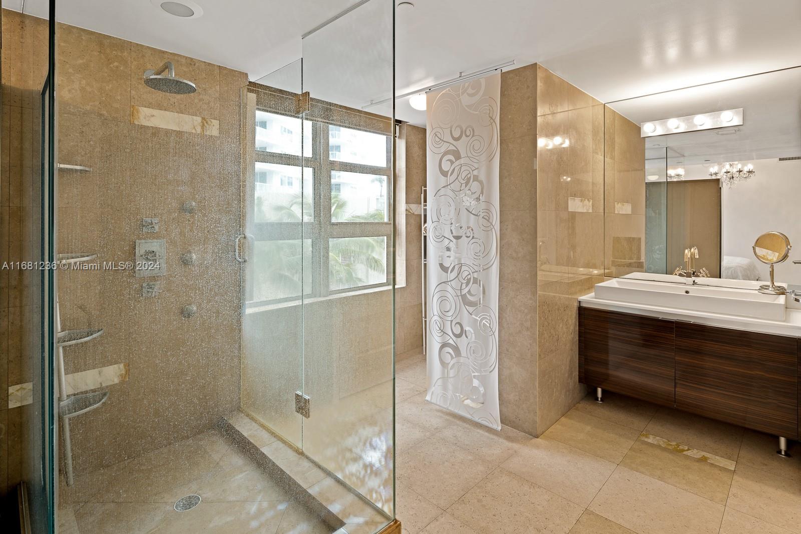 THE CARIBBEAN CONDO - Residential
