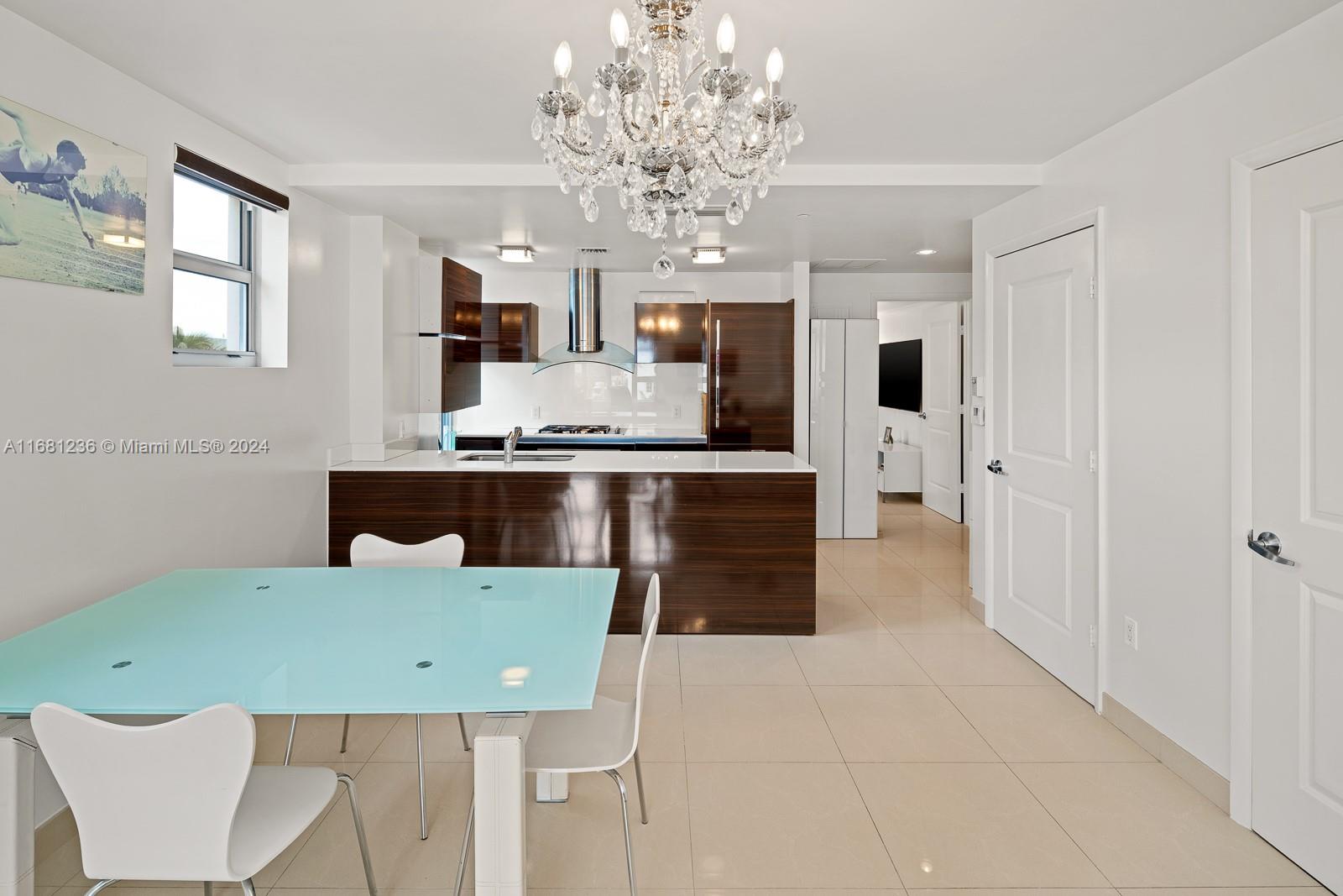 THE CARIBBEAN CONDO - Residential