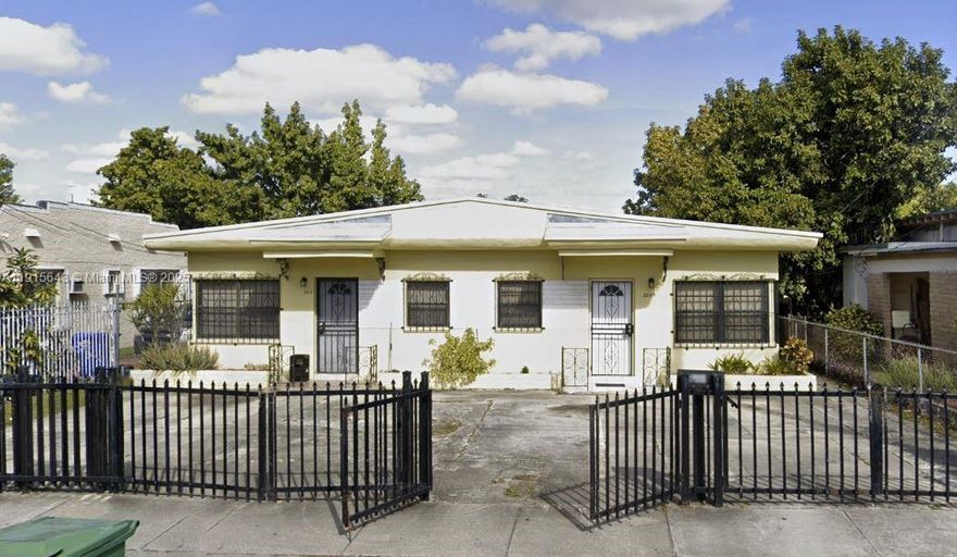 FIRE SALE! Literally, one unit is burned from a fire and needs to be rebuilt!! Excellent rental neighborhood, live in one unit and have the other unit pay your mortgage....Bring us your offer :-)