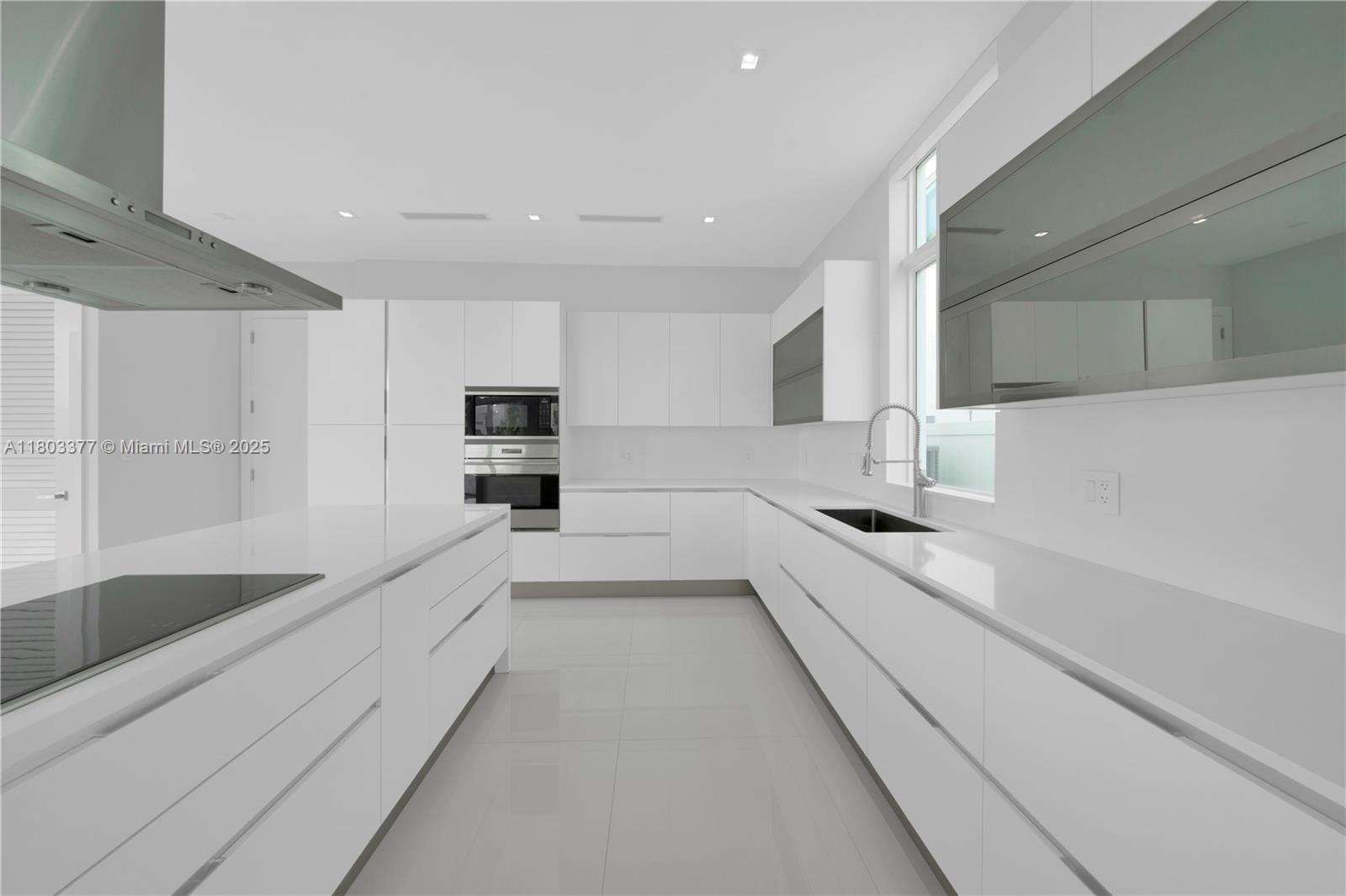 GRAND FLORIDIAN ESTATES - Residential