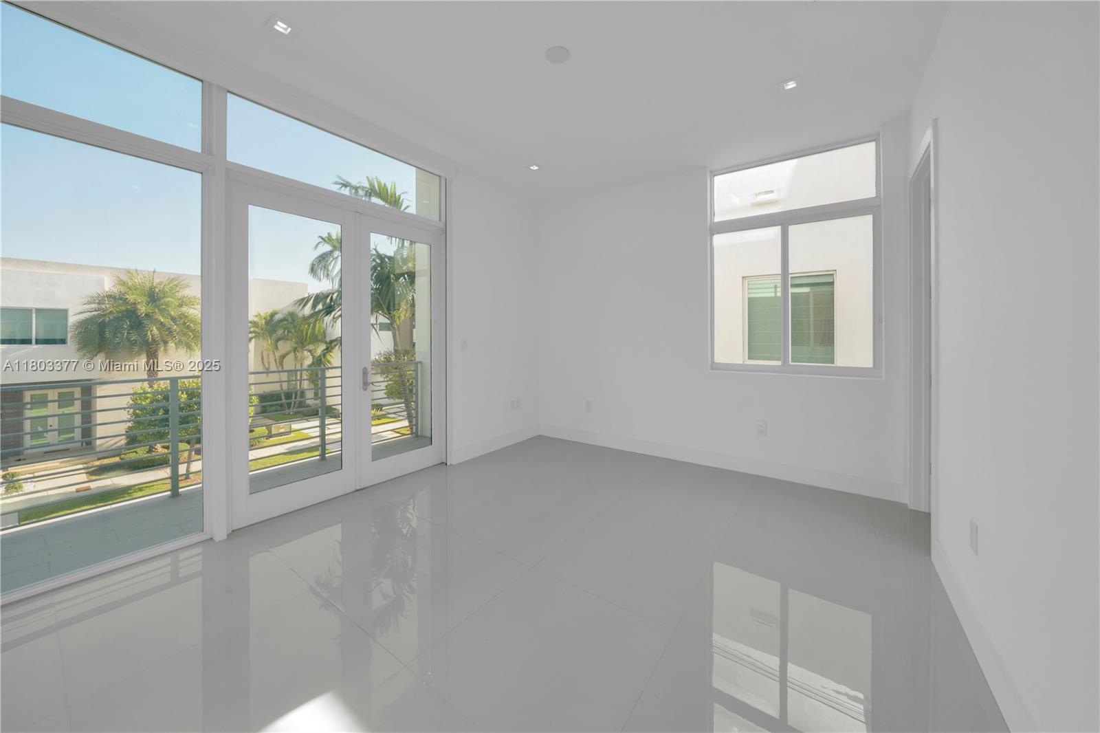 GRAND FLORIDIAN ESTATES - Residential