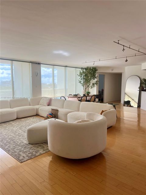 Photo of 1900 Sunset Harbour Dr #1205/7, Miami Beach, FL 33139 (MLS # A11871916)