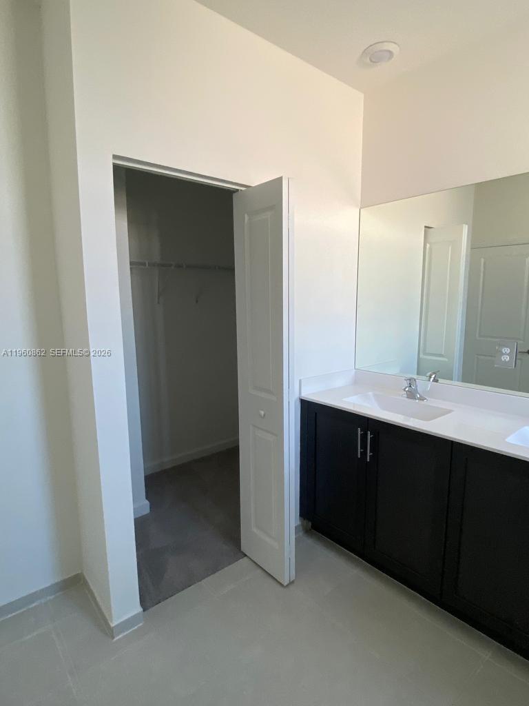 PINE ISLE - Residential