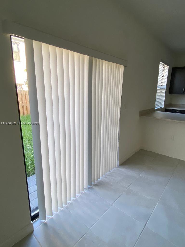 PINE ISLE - Residential