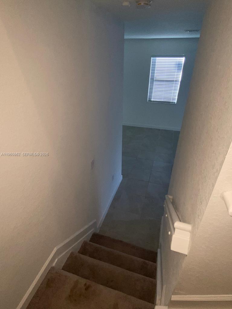 PINE ISLE - Residential