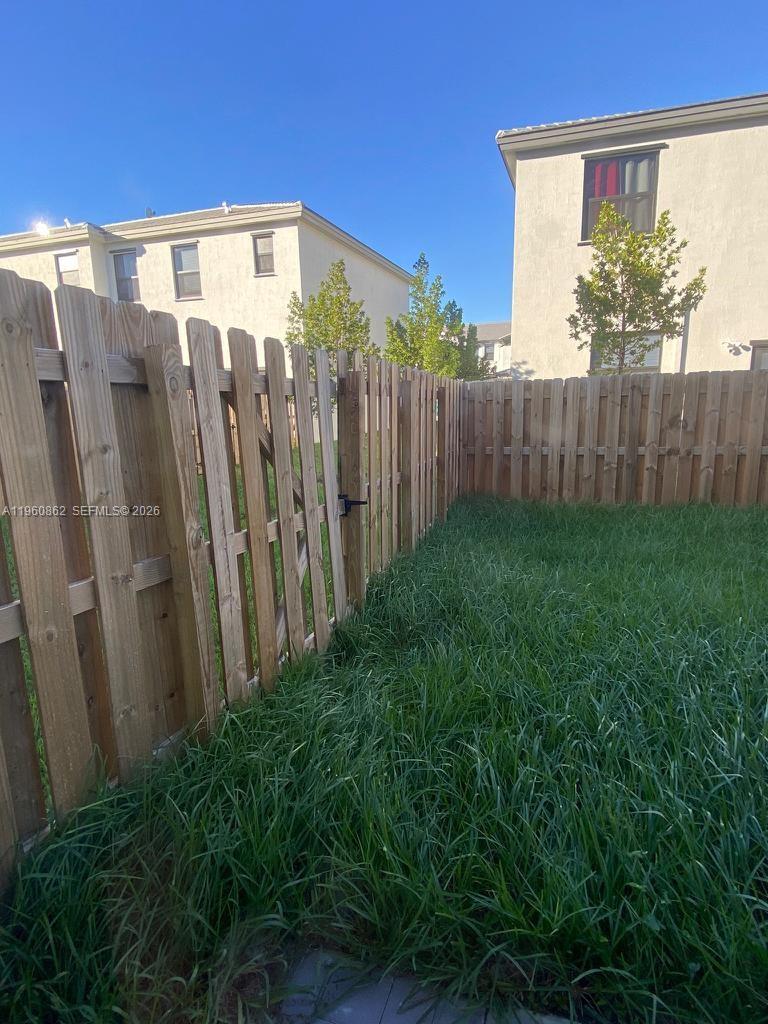 PINE ISLE - Residential