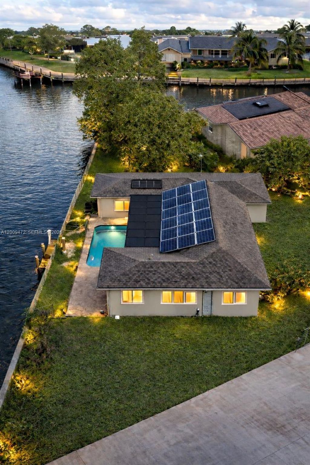 Photo of 6091 SW 14th St, Plantation, FL 33317 (MLS # A12009472)