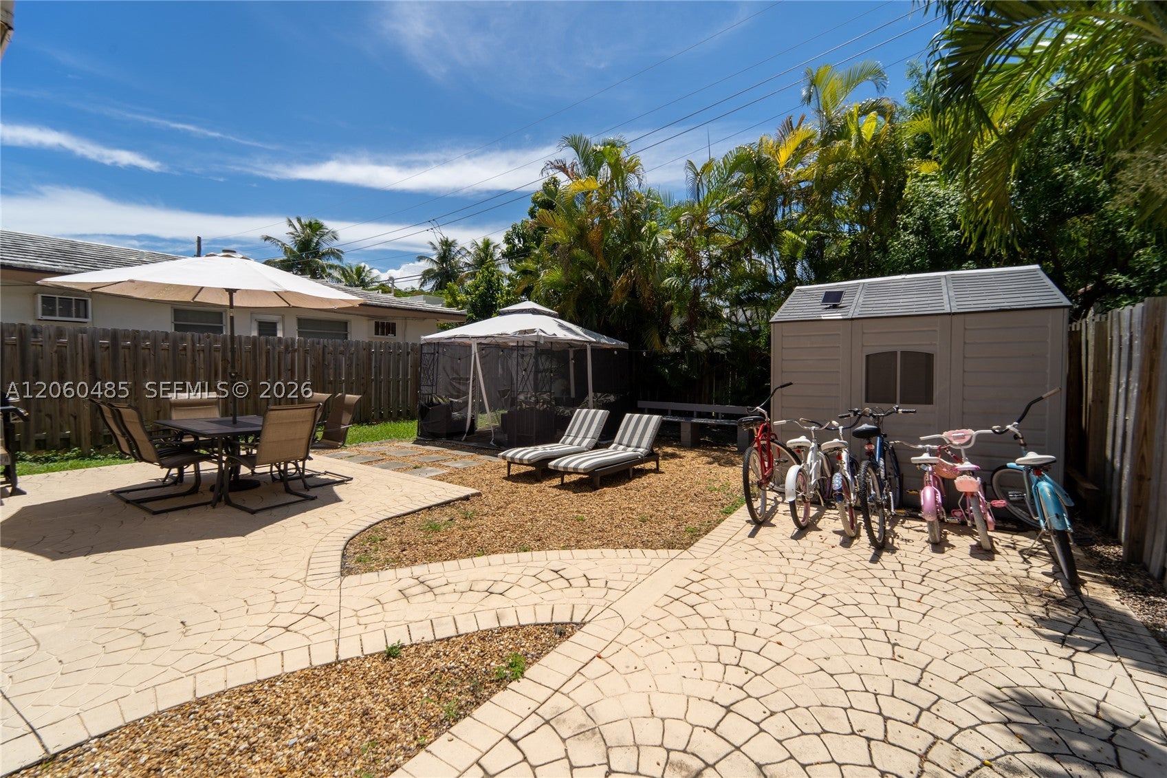 626 NE 4th Ct