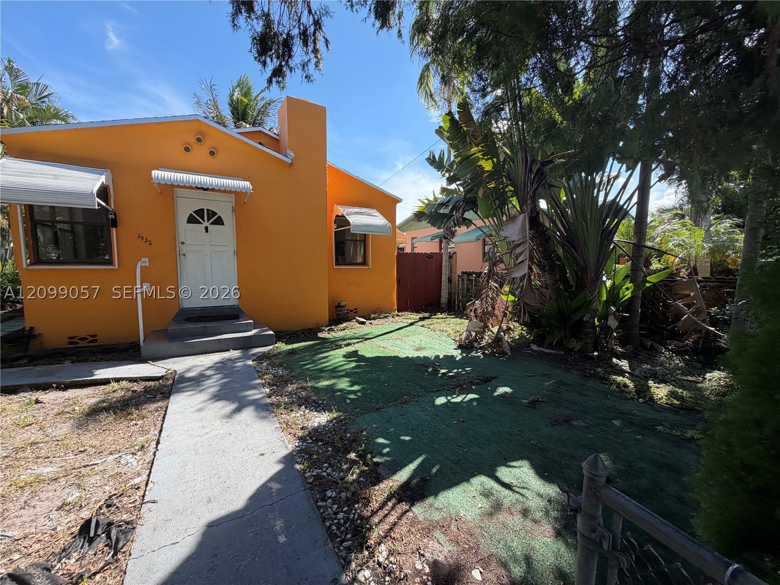 View photos, virtual tours, details... 1932 Adams St