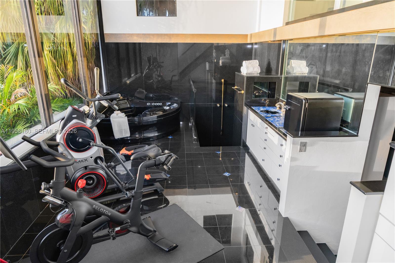 LAKESHORE SEC FOUR - Residential