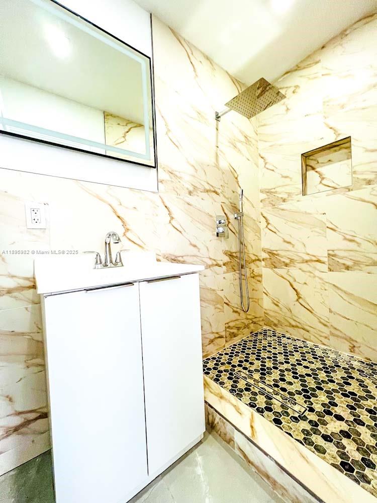 BOULEVARD ESTATES AMEN - Residential