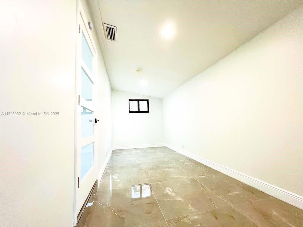 BOULEVARD ESTATES AMEN - Residential