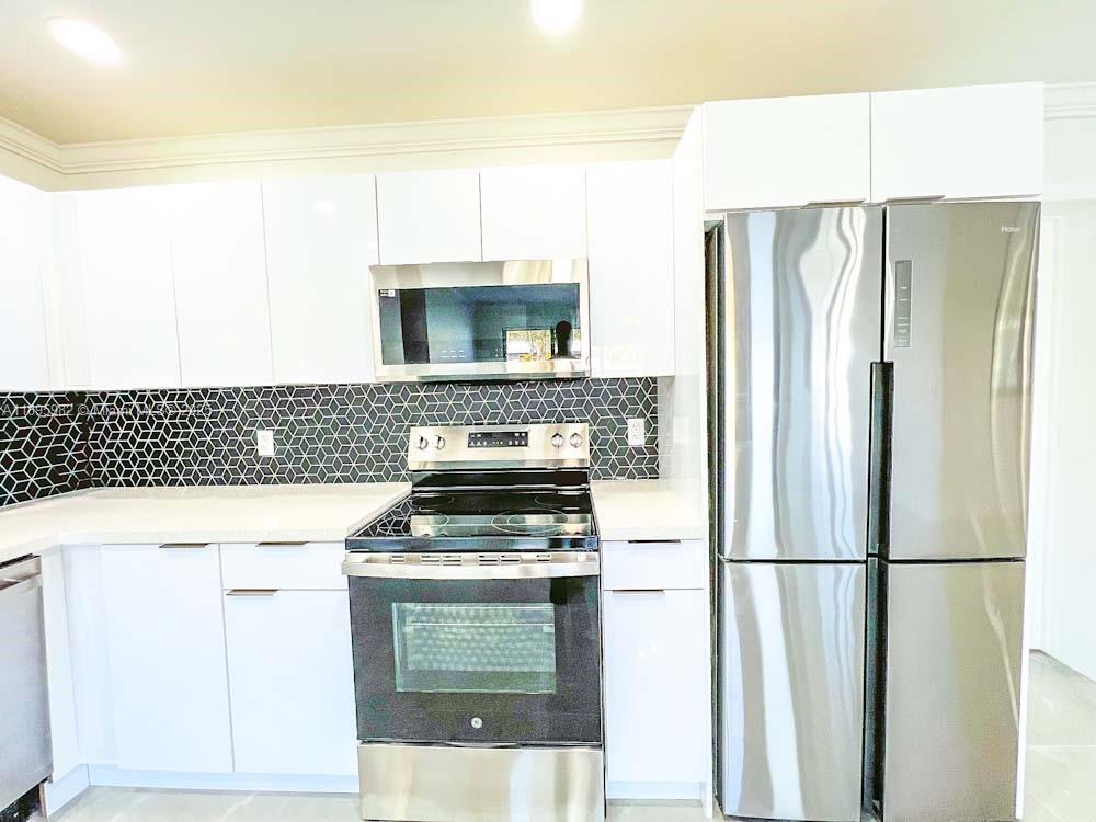 BOULEVARD ESTATES AMEN - Residential