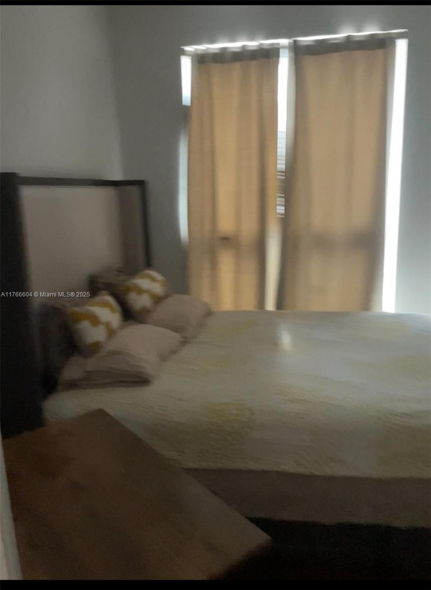 DOWNTOWN DADELAND CONDO N - Residential