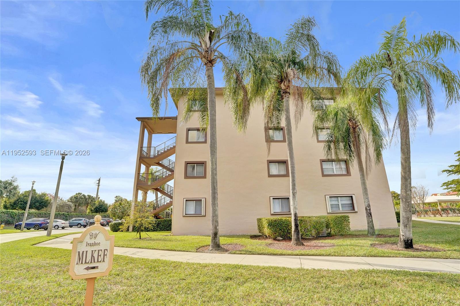 IVANHOE EAST AT CENTURY V - Residential