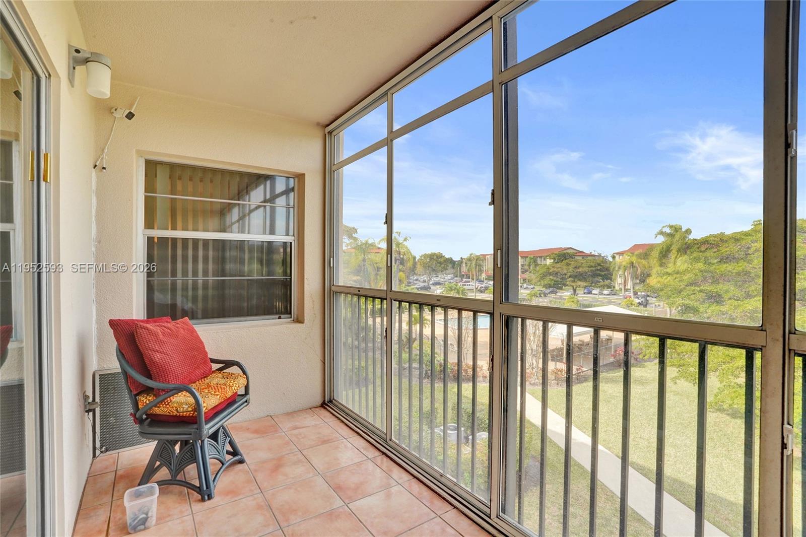 IVANHOE EAST AT CENTURY V - Residential