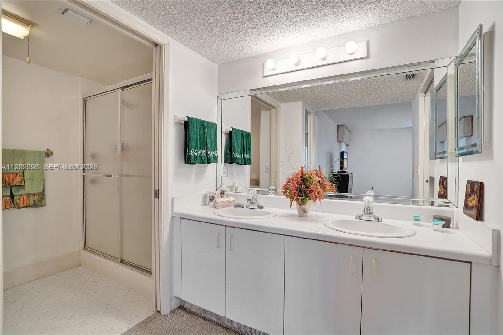 IVANHOE EAST AT CENTURY V - Residential