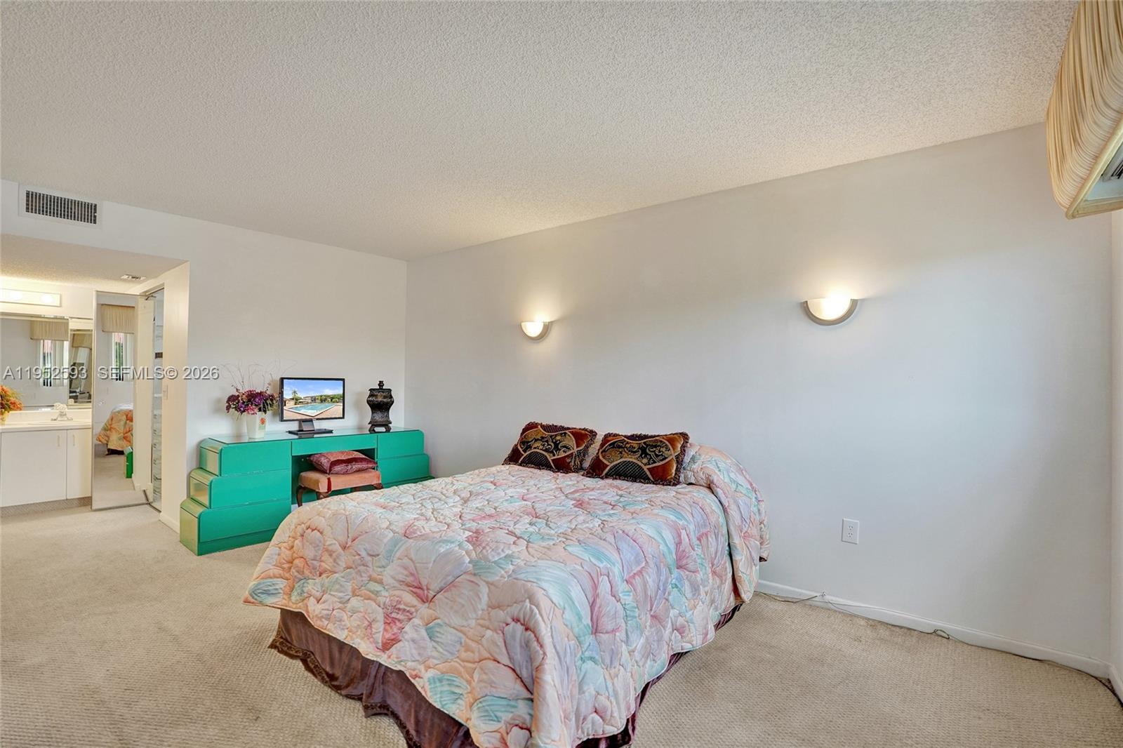 IVANHOE EAST AT CENTURY V - Residential