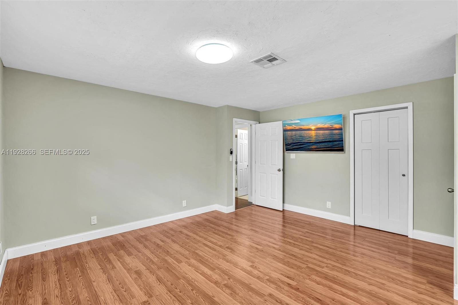 LOXAHATCHEE GROVES IN - Residential