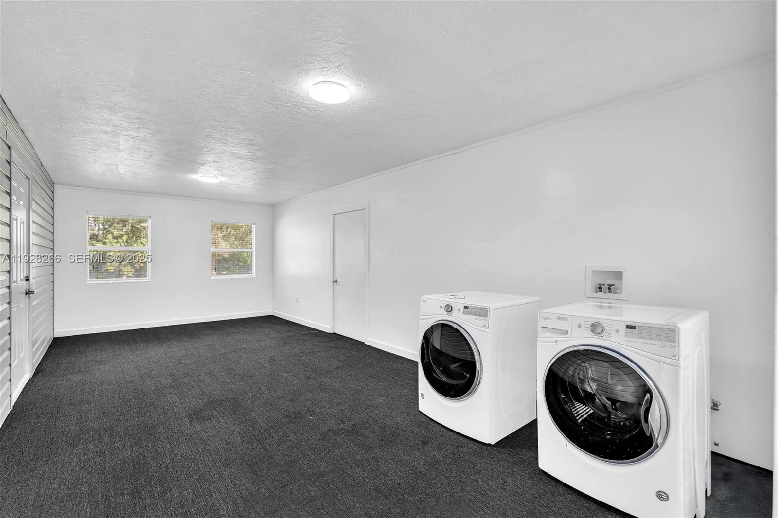 LOXAHATCHEE GROVES IN - Residential