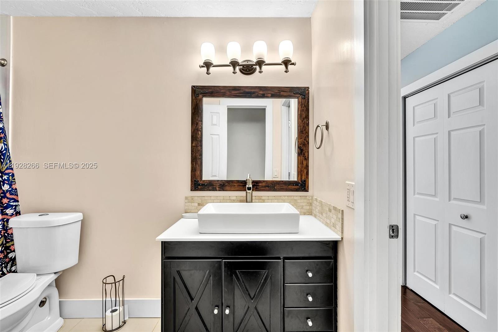 LOXAHATCHEE GROVES IN - Residential