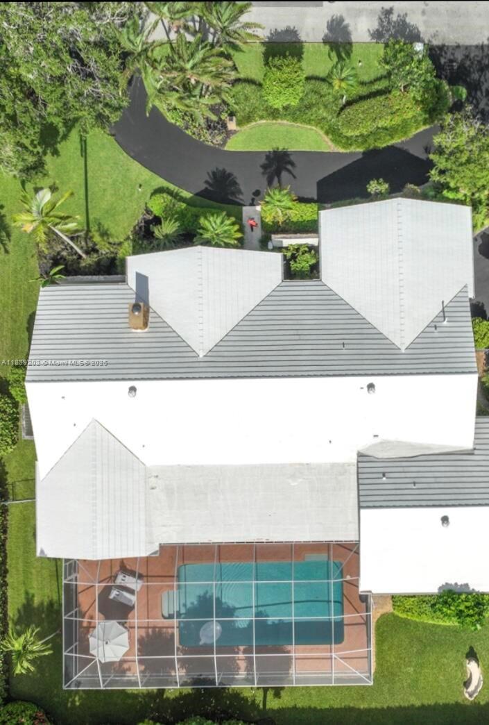 THOUSAND PINES - Residential