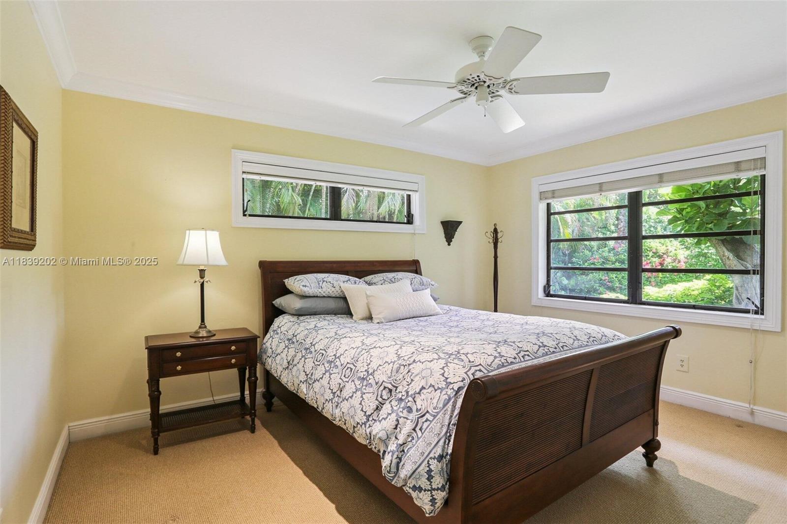 THOUSAND PINES - Residential