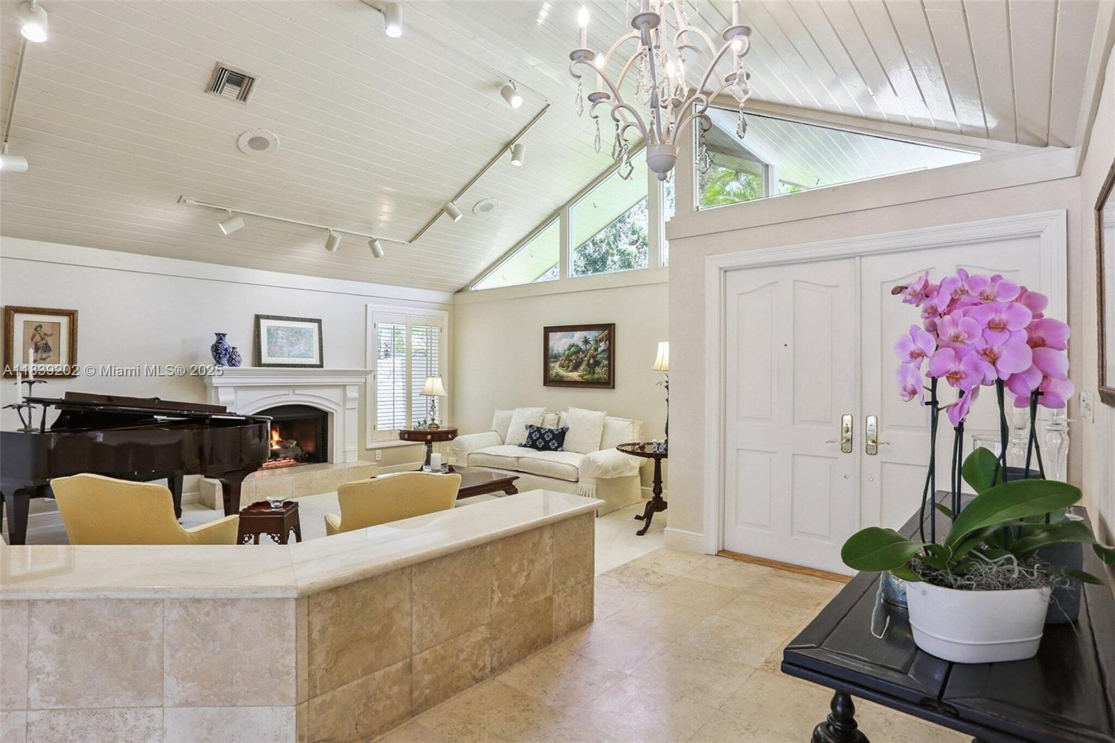 THOUSAND PINES - Residential