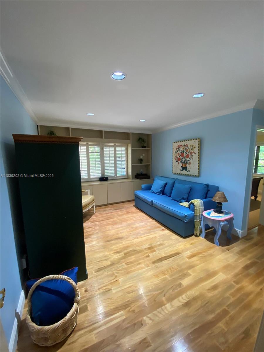 THOUSAND PINES - Residential