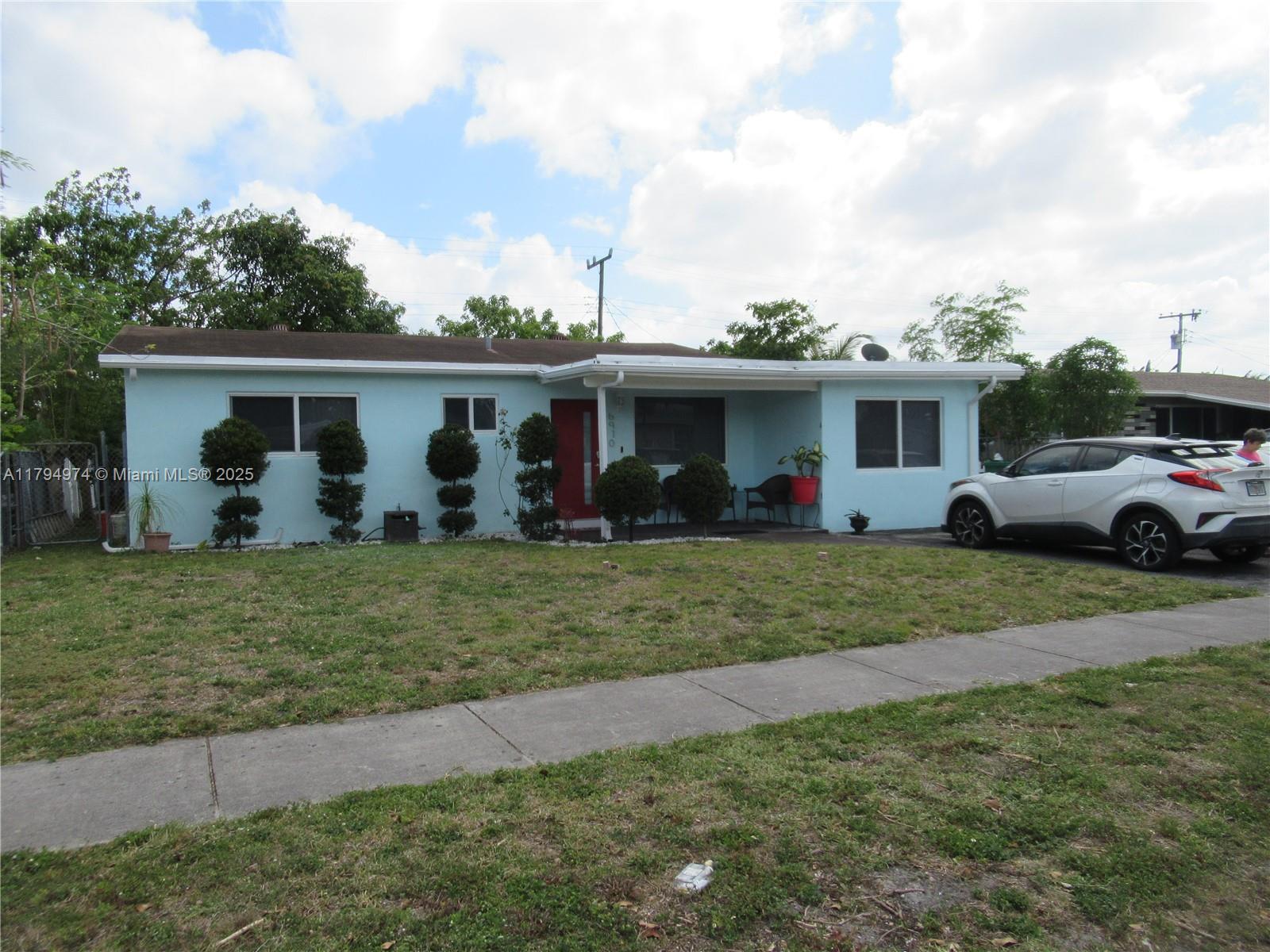 6910 SW 26th Ct
