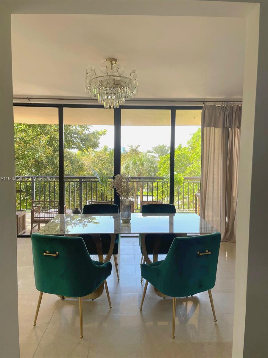 10175 Collins Ave 208