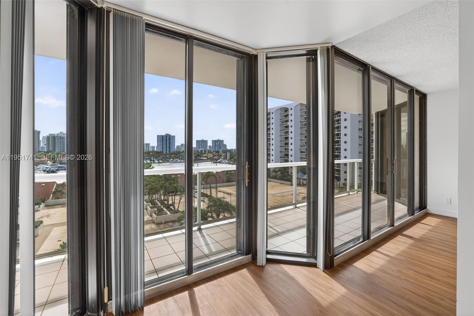 HARBORSIDE AT THE WATERWA - Residential