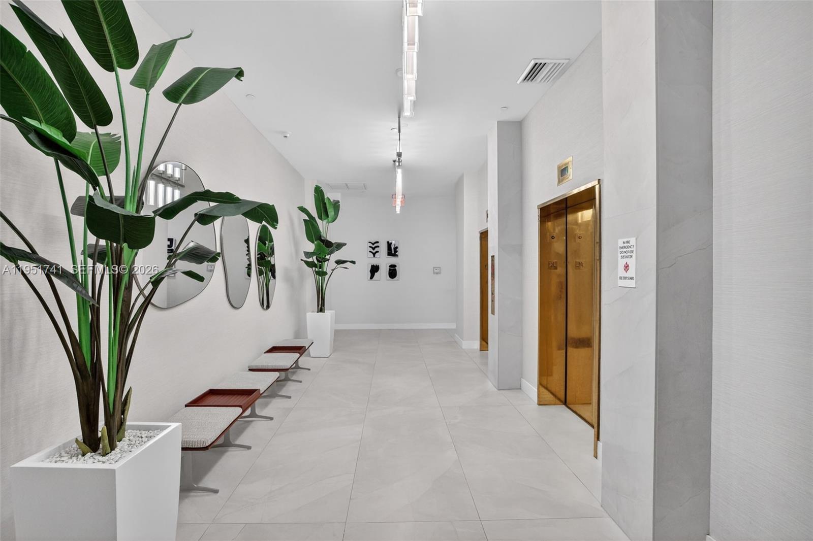 HARBORSIDE AT THE WATERWA - Residential