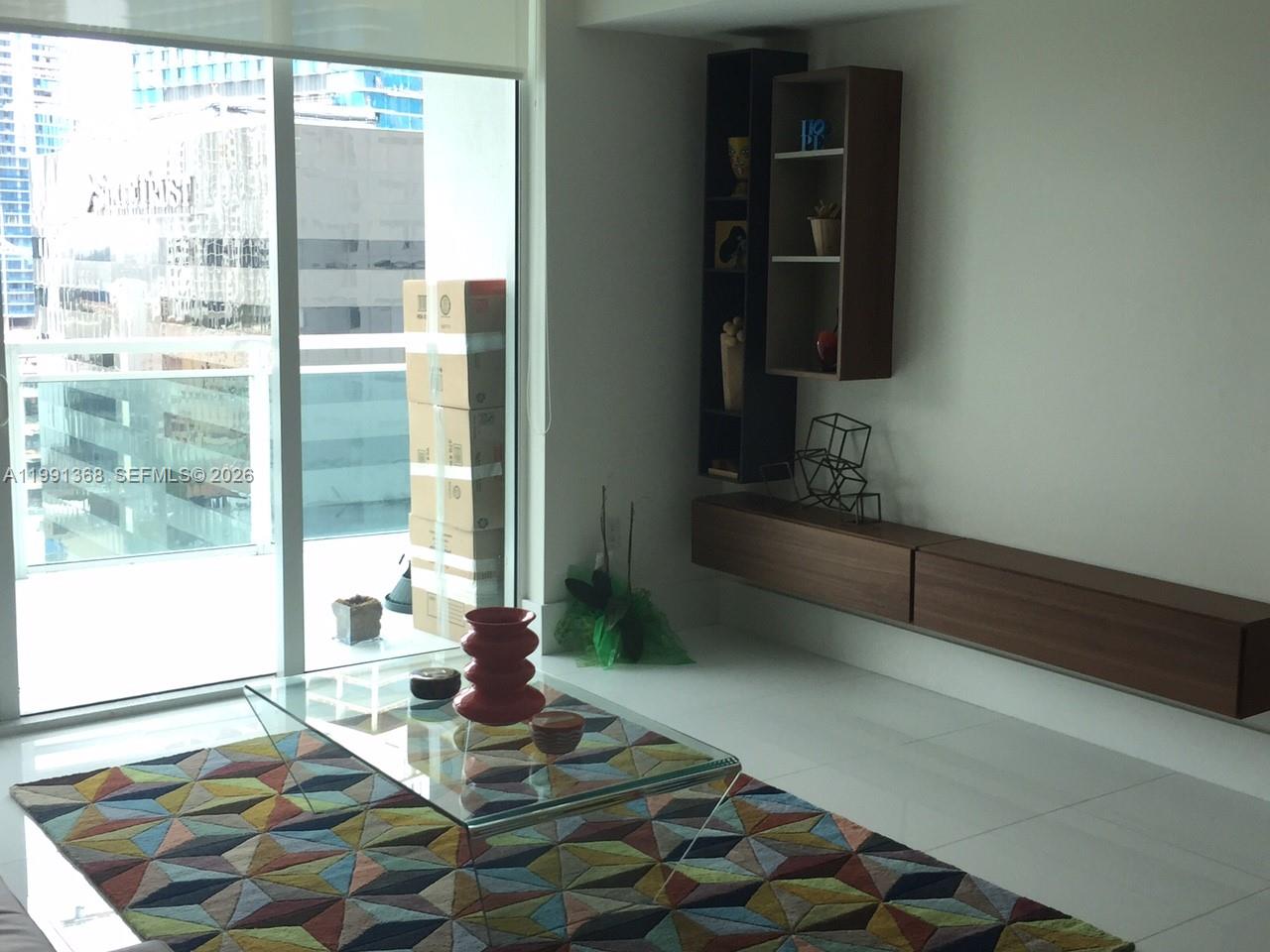 THE PLAZA - Residential Lease