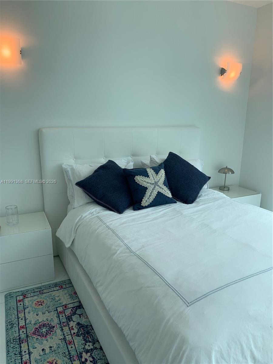 THE PLAZA - Residential Lease