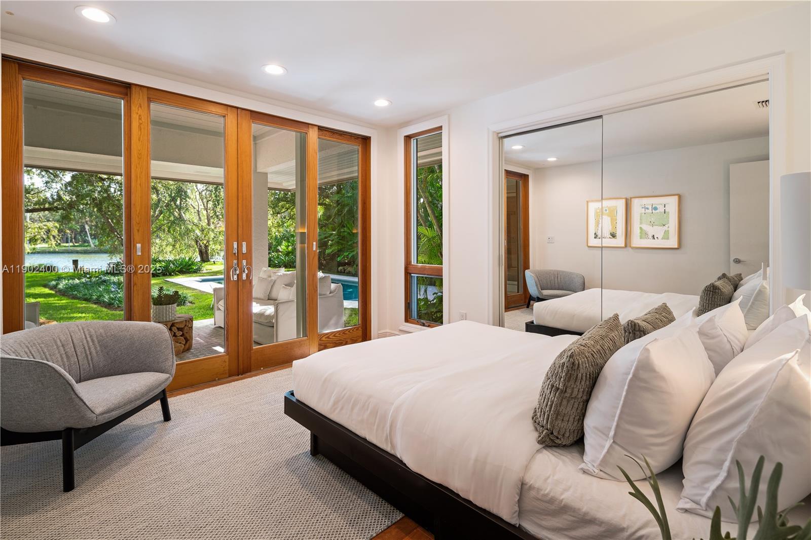 NATHALIE & CAROLINE SUB - Residential