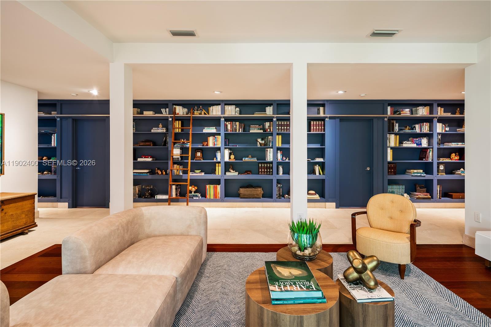 NATHALIE & CAROLINE SUB - Residential