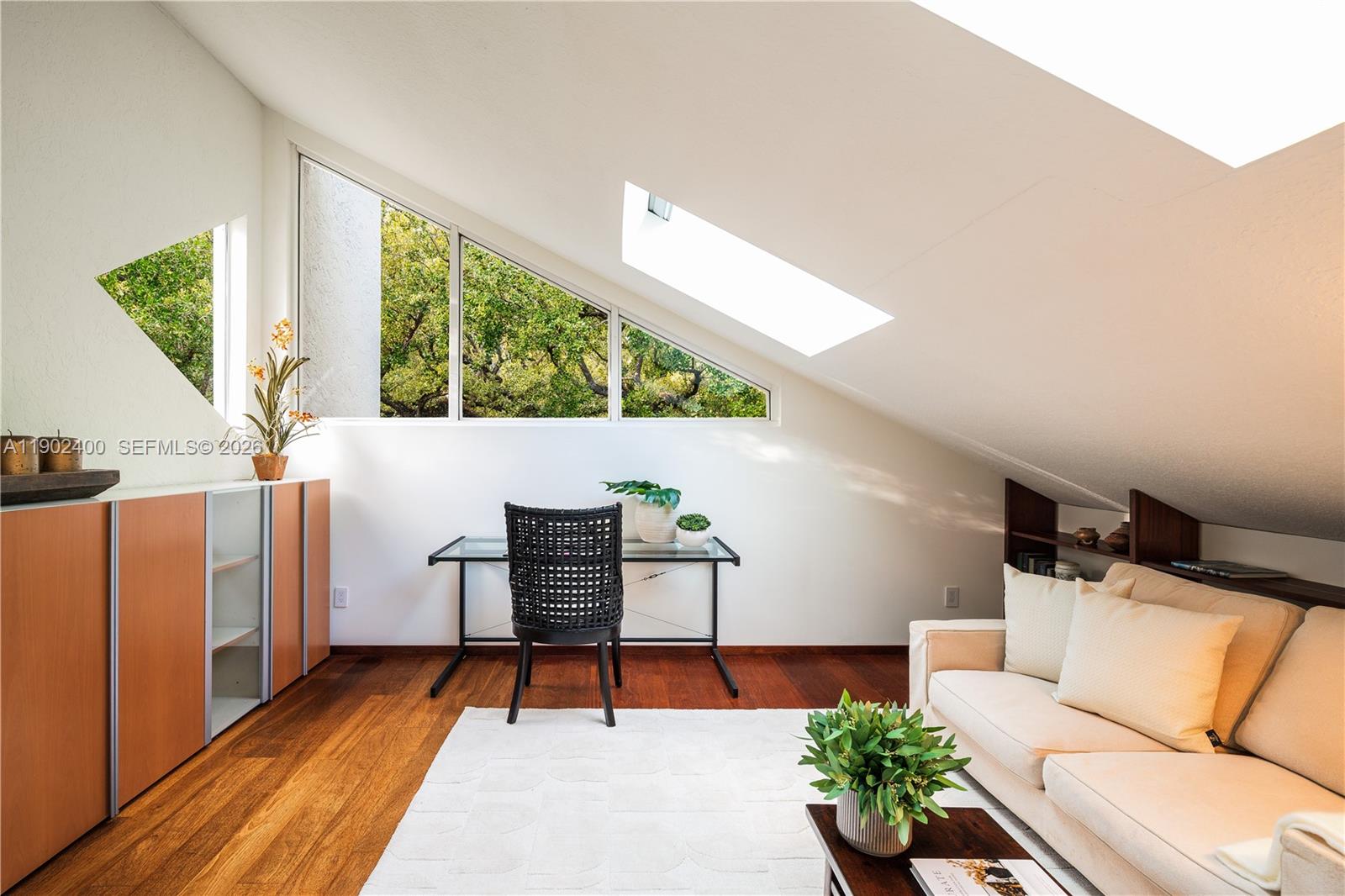 NATHALIE & CAROLINE SUB - Residential