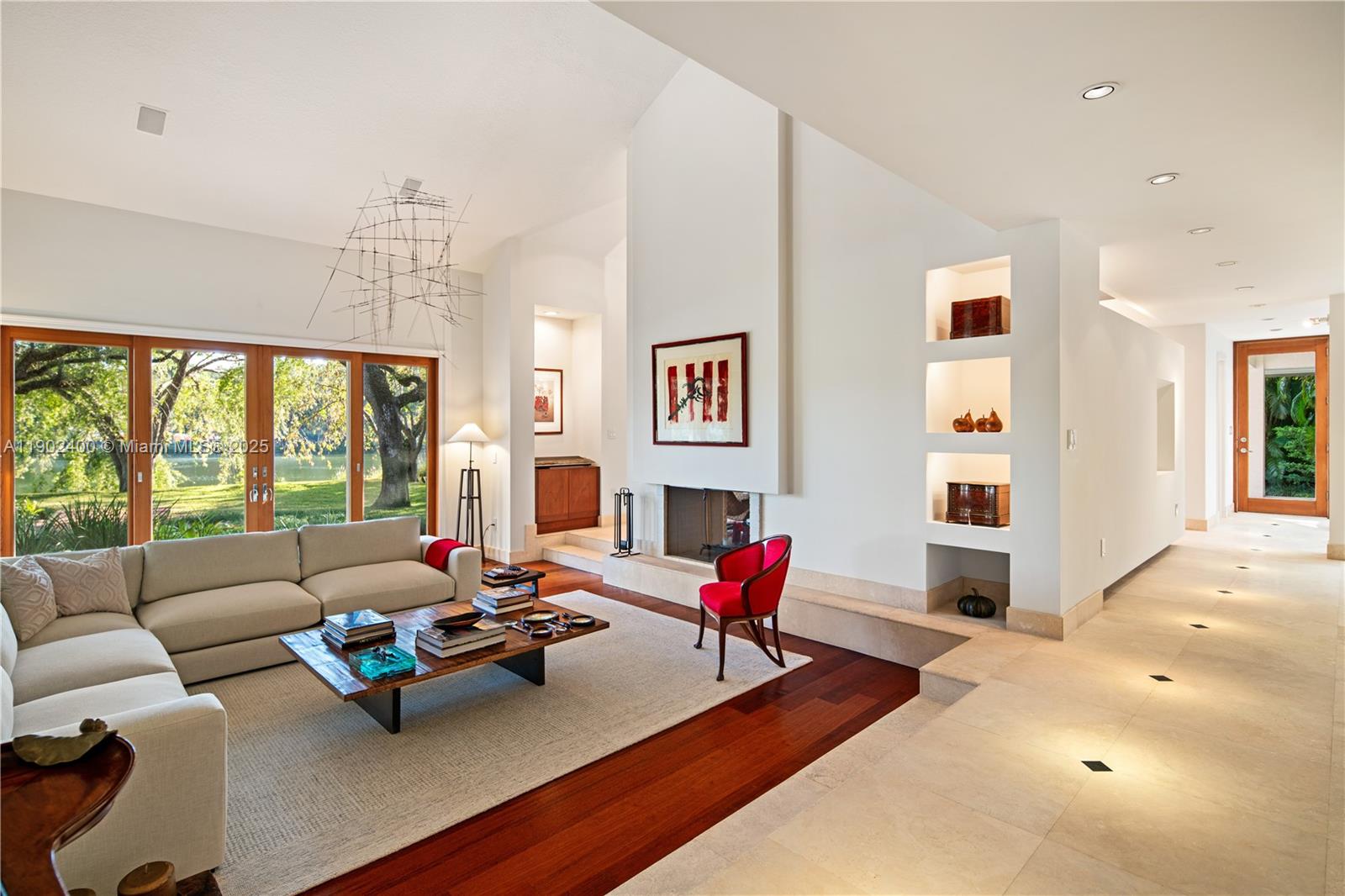 NATHALIE & CAROLINE SUB - Residential