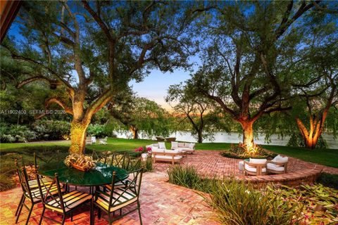 5390 Banyan Dr Coral Gables FL 33156