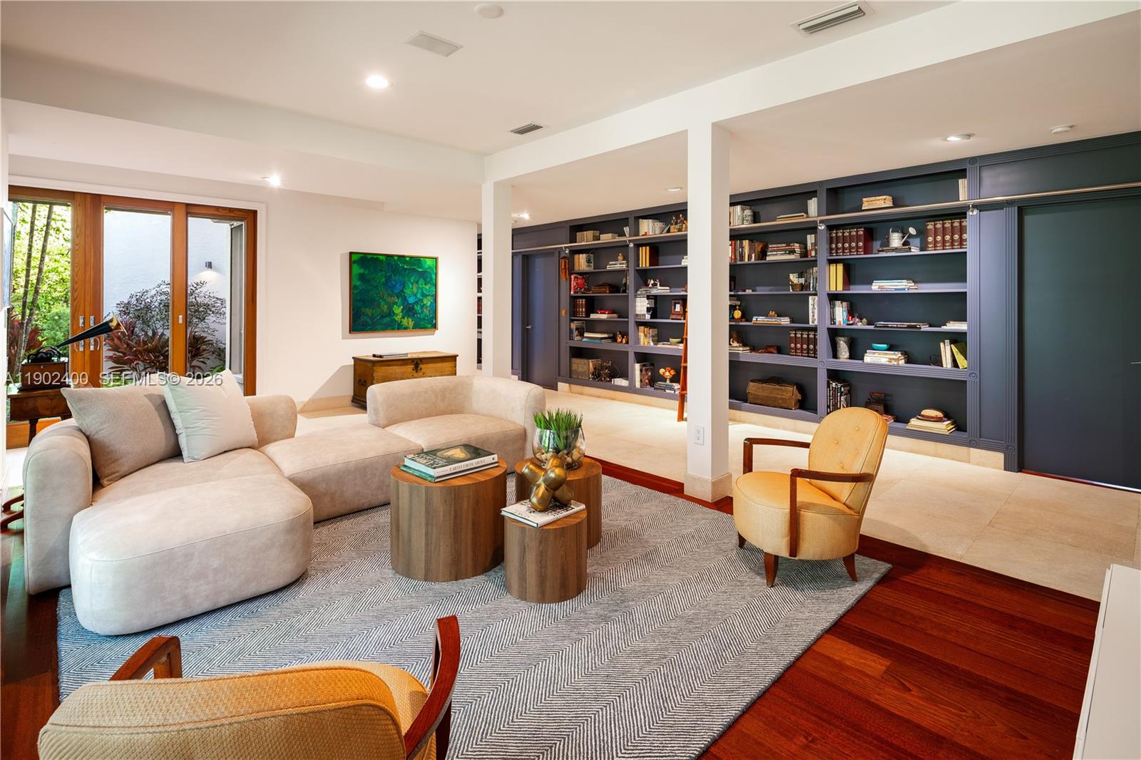 NATHALIE & CAROLINE SUB - Residential