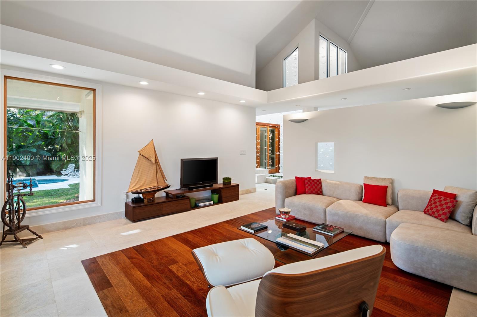 NATHALIE & CAROLINE SUB - Residential