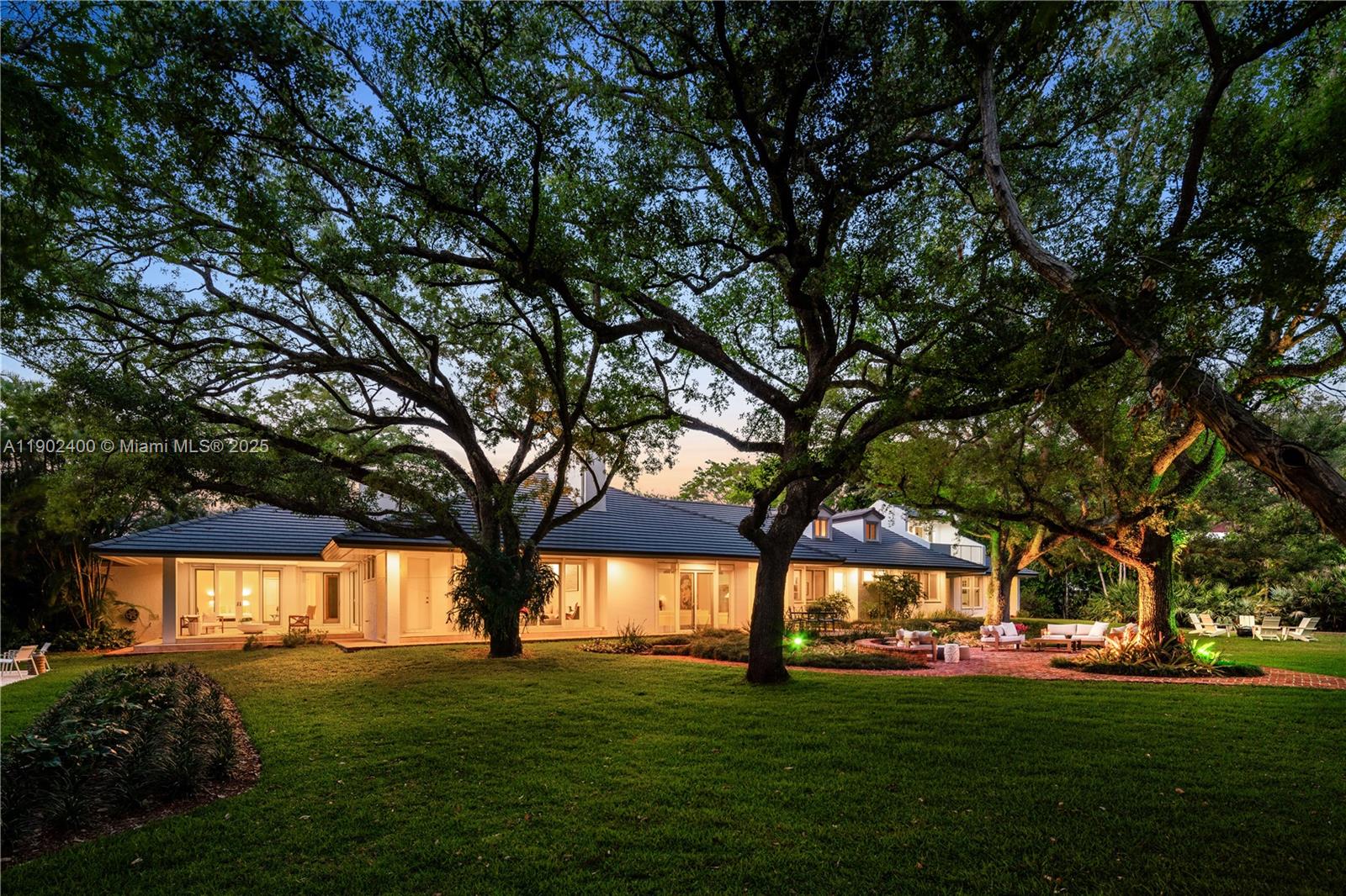 NATHALIE & CAROLINE SUB - Residential