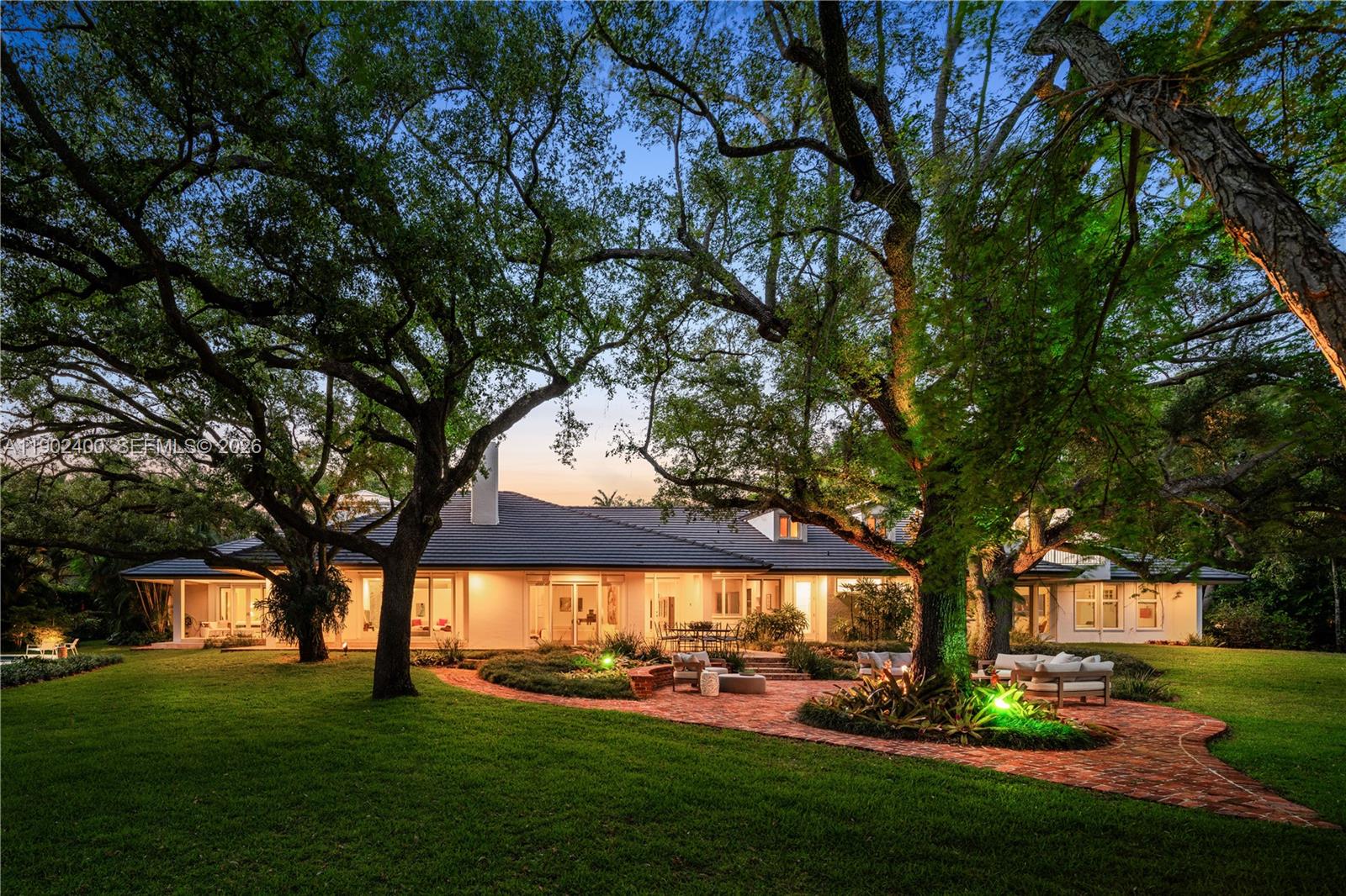 NATHALIE & CAROLINE SUB - Residential